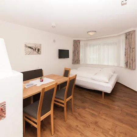 Stoecklhof Apartment Pettneu am Arlberg