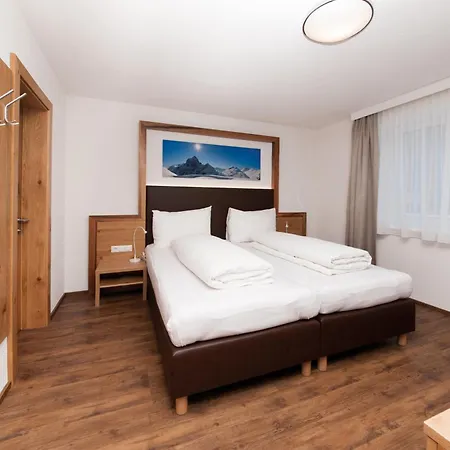 Stoecklhof * Pettneu am Arlberg